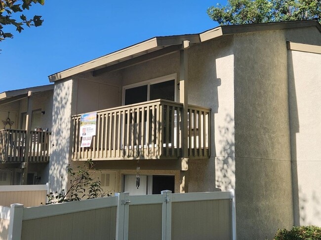 26241 Las Flores in Mission Viejo, CA - Building Photo - Building Photo
