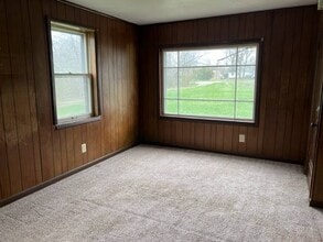 1105 W Vine St in Alliance, OH - Building Photo - Building Photo