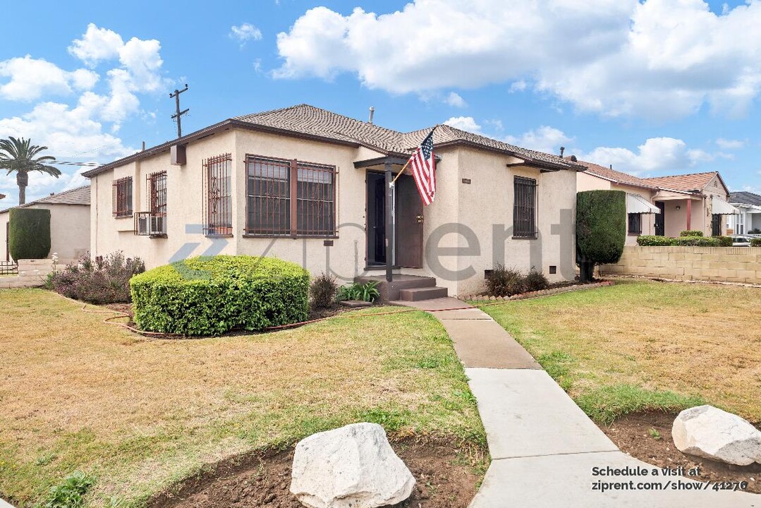 1054 E 150th St in Compton, CA - Building Photo