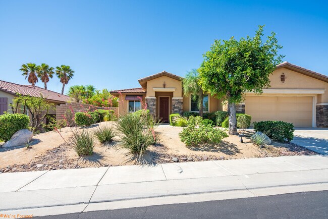 164 Via Milano in Rancho Mirage, CA - Building Photo - Building Photo