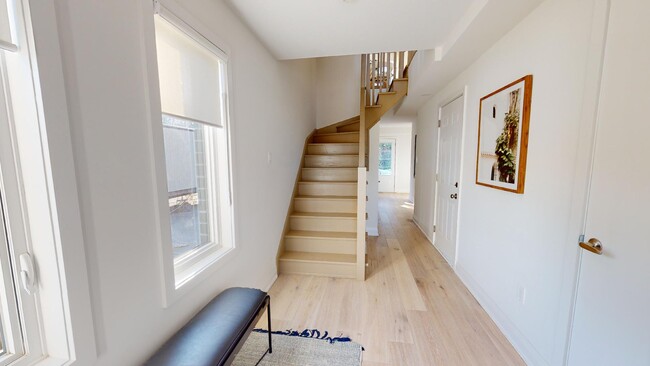 258 Hespeler Rd in Cambridge, ON - Building Photo - Building Photo