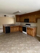 3583 Beacon Dr in Sumter, SC - Building Photo - Building Photo