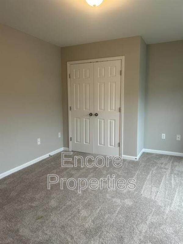 929 Ribbonleaf Ln in Fuquay Varina, NC - Building Photo - Building Photo