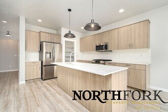 4219 E Hillsong St in Meridian, ID - Building Photo - Building Photo