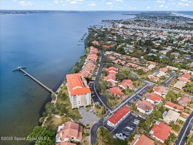 3220 River Villa Way in Melbourne Beach, FL - Building Photo - Building Photo