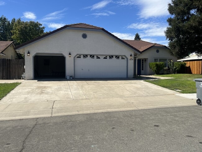 property at 1579 Spyglass Dr