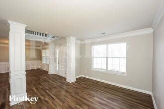 563 Hartwell Ct in Jonesboro, GA - Building Photo - Building Photo