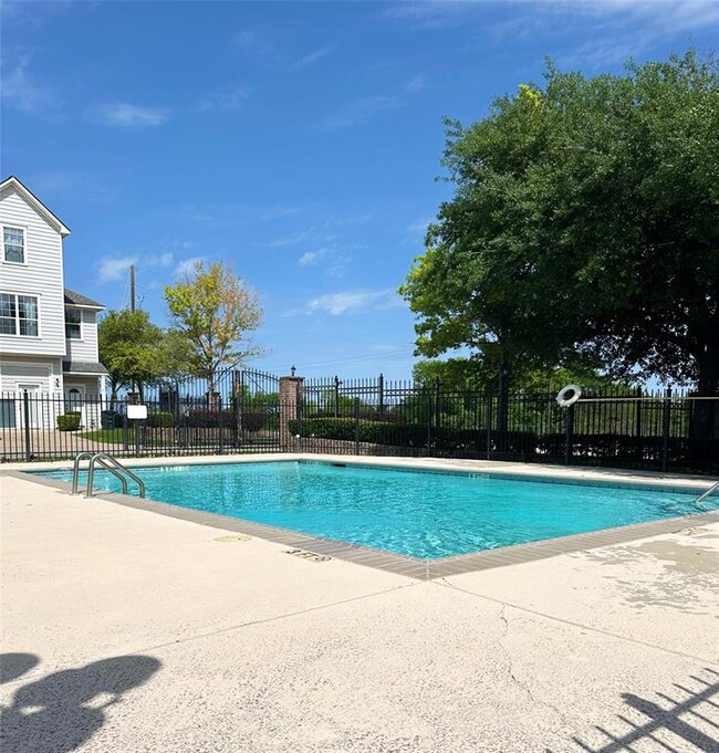 property at 155 Binnacle Ct