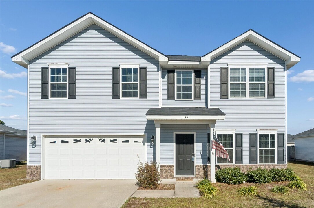 144 Alcott Cir in Hinesville, GA - Building Photo