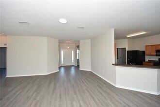 4 Lynn Pl in Palm Coast, FL - Building Photo - Building Photo