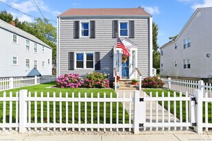 634 Courtland Ave in Bridgeport, CT - Building Photo