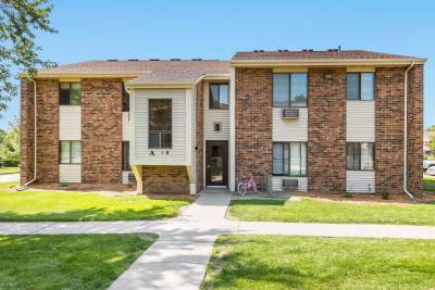 North Liberty Park Apartments in North Liberty, IA - Foto de edificio - Building Photo