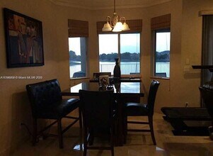 6105 SW 192nd Ave in Fort Lauderdale, FL - Building Photo - Building Photo