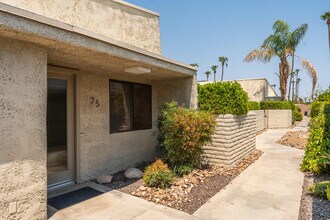 1111 Ramon Rd in Palm Springs, CA - Building Photo - Building Photo