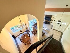 26431 Via Lara in Mission Viejo, CA - Foto de edificio - Building Photo