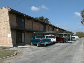 Seville Apartments in Kingsville, TX - Building Photo - Building Photo