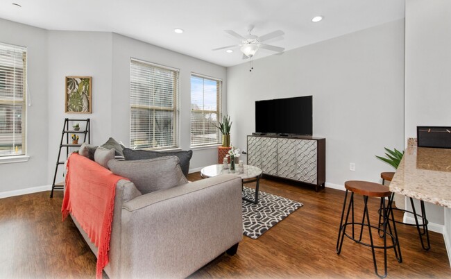 The Lofts At Conroe Apartments in Conroe, TX - Building Photo - Interior Photo