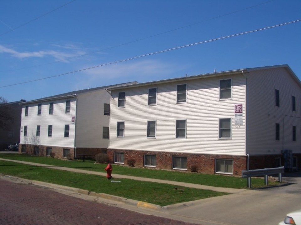 605 Hester in Normal, IL - Building Photo