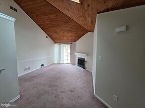 30 Brookside Ct in Horsham, PA - Building Photo - Building Photo