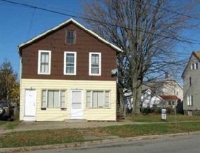 950 Brown Ave in Erie, PA - Foto de edificio