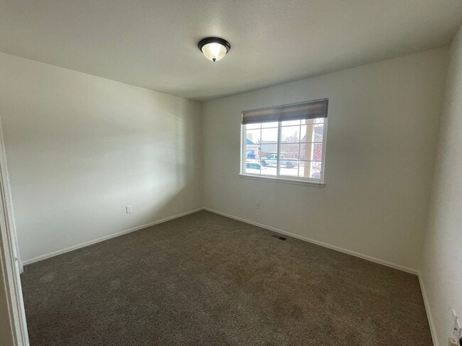 420 Territory Ln in Johnstown, CO - Building Photo - Building Photo