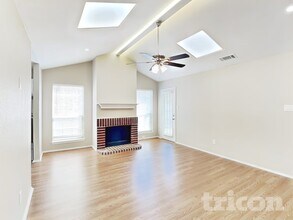 1109 Glen Creek Dr in Mansfield, TX - Building Photo - Building Photo