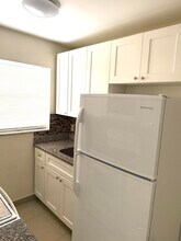 1111 N Federal Hwy in Lake Worth Beach, FL - Building Photo - Building Photo