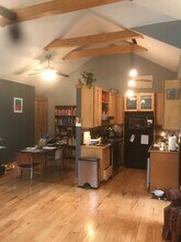 304 Iron Ridge Loop, Unit #2 in Asheville, NC - Foto de edificio - Building Photo