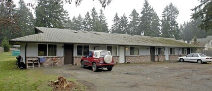 11101-11109 124th St E in Puyallup, WA - Foto de edificio - Building Photo
