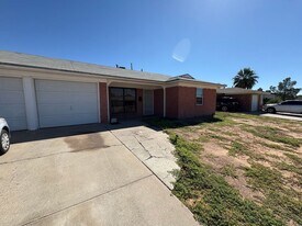 3420 Dundee St in El Paso, TX - Building Photo