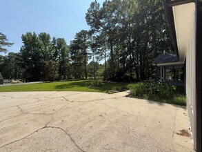208 Hardwood Ridge in Clayton, NC - Building Photo - Building Photo
