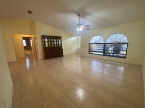 21180 Burkhart Dr in Port Charlotte, FL - Building Photo - Building Photo