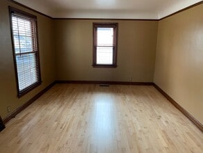 1915 N Alvin St in Appleton, WI - Building Photo - Building Photo