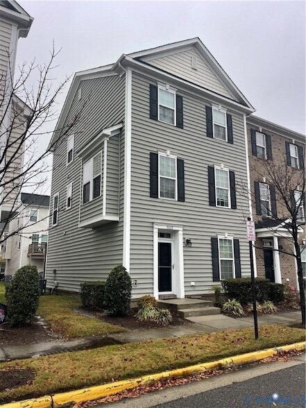 5012 Spinel St in Virginia Beach, VA - Building Photo