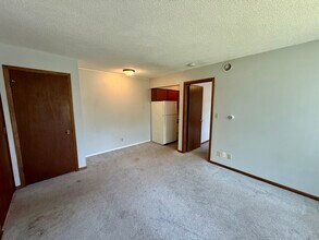 479 5th Ave in Marion, IA - Building Photo - Building Photo