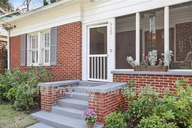 939 Euclid Ave NE in Atlanta, GA - Foto de edificio - Building Photo