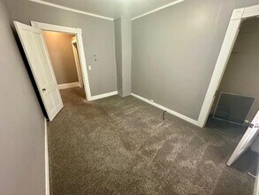 206 Courtland St in Fairport Harbor, OH - Building Photo - Building Photo