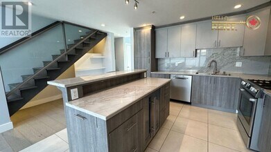 1525-1525 Bellevue Ave in West Vancouver, BC - Building Photo - Building Photo