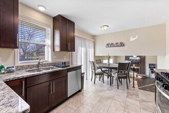 623 Quail Run Rd in Matteson, IL - Building Photo - Building Photo