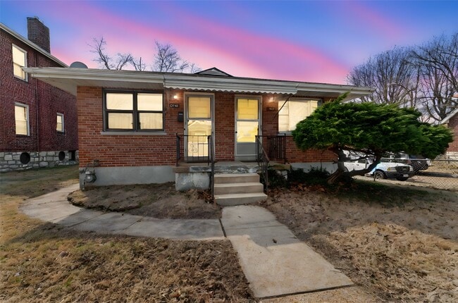 property at 6048 Southwest Ave