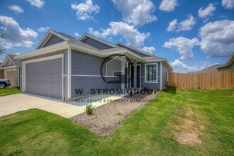 11831 Arkoma Dr in Justin, TX - Building Photo - Building Photo