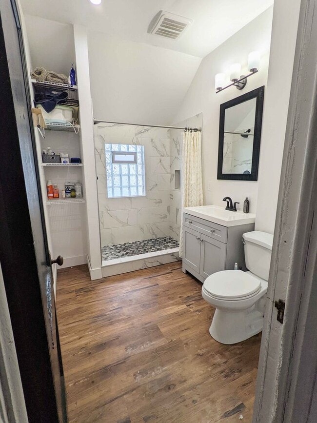 779 Prospect Ave, Unit Upper in Buffalo, NY - Building Photo - Building Photo