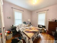 7 Hesston Ter photo'