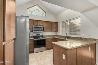 2801 N Litchfield Rd in Goodyear, AZ - Building Photo - Building Photo