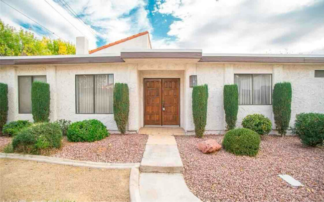 3168 Sonata Dr in Las Vegas, NV - Building Photo - Building Photo