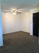403 County Line Rd, Unit Apt 22 in Bluffton, OH - Building Photo - Building Photo