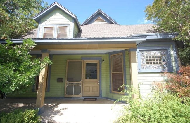 property at 2110 San Gabriel St
