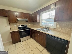 104 Wrenwood Ln in Carrollton, GA - Building Photo - Building Photo