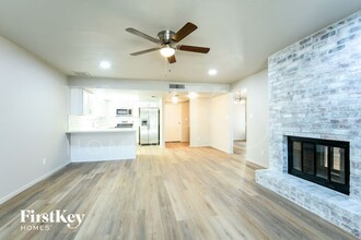 12414 N Columbine Dr in Phoenix, AZ - Building Photo - Building Photo