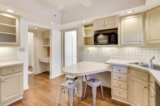 1227 16th St in Wilmette, IL - Building Photo - Building Photo